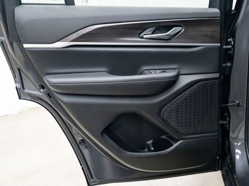 New 2026 Jeep Grand Cherokee 4WD image 25