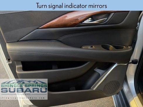 Used 2017 Cadillac Escalade ESV Luxury image 32