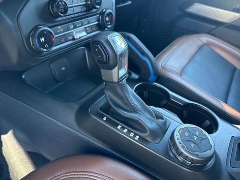 Used 2023 Ford Bronco Outer Banks image 24