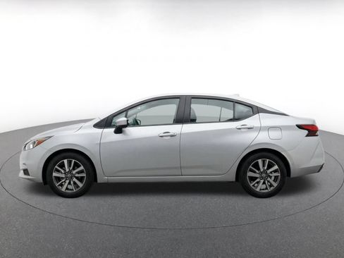 Used 2025 Nissan Versa SV FWD image 4