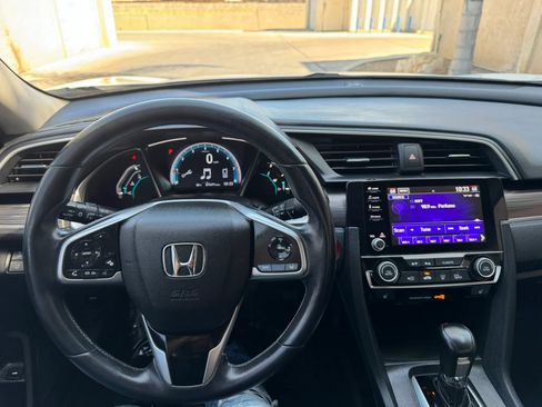 Used 2019 Honda Civic EX image 11