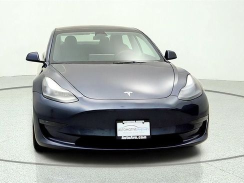 Used 2023 Tesla Model 3 Standard Range RWD image 2