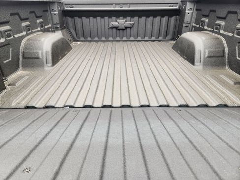 New 2025 Chevrolet Silverado 1500 Custom Trail Boss w/ Dark Appearance Package image 30