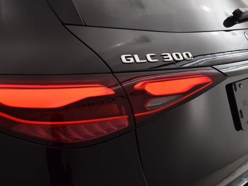 New 2026 Mercedes-Benz GLC 300 image 13