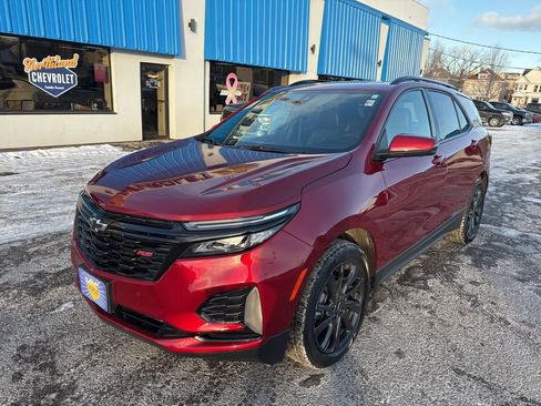 Used 2024 Chevrolet Equinox RS w/ RS Leather Package image 2