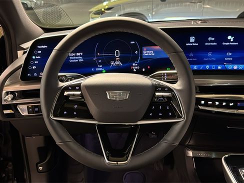 Used 2025 Cadillac Lyriq Sport image 20