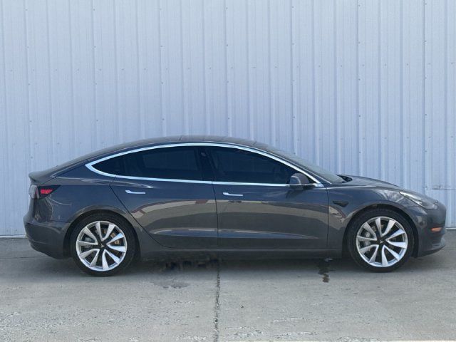Used 2020 Tesla Model 3 Long Range AWD/4WD image 3