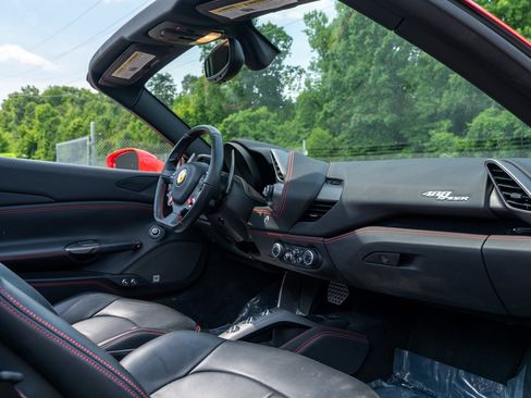 Used 2018 Ferrari 488 Spider RWD image 46