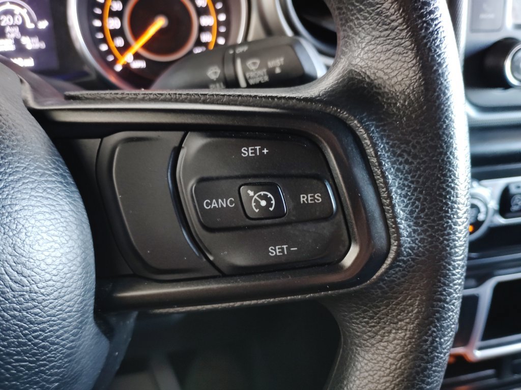 Used 2018 Jeep Wrangler Sport AWD/4WD image 26