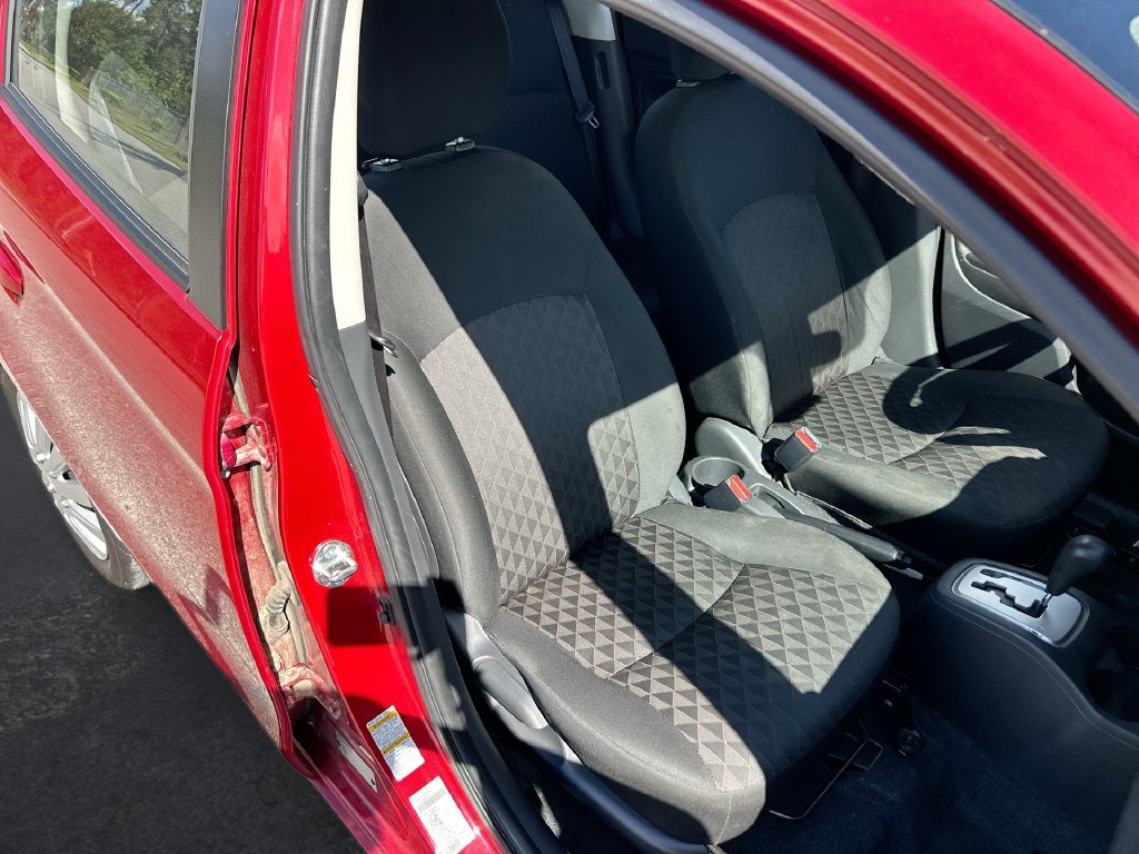 Used 2024 Mitsubishi Mirage ES FWD image 28