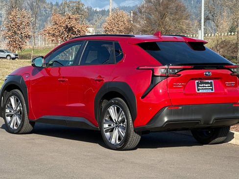 Used 2023 Subaru Solterra AWD image 5