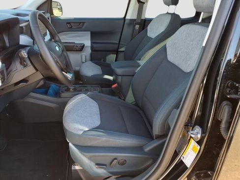 New 2025 Ford Maverick XLT w/ XLT Luxury Package image 18