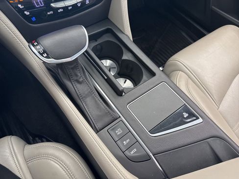 Used 2018 Cadillac CT6 Luxury AWD/4WD image 30