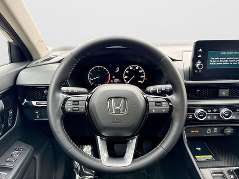 Used 2025 Honda CR-V EX-L image 12