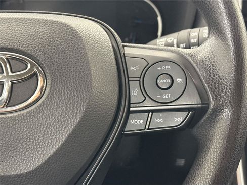 Certified 2024 Toyota RAV4 XLE AWD/4WD image 17