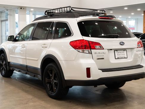 Used 2014 Subaru Outback 2.5i Limited image 6