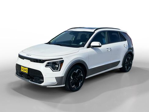 Used 2023 Kia Niro Wave FWD image 1