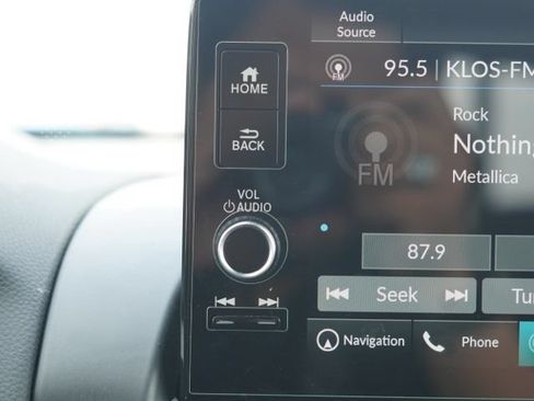 Used 2025 Honda Pilot Black Edition image 27