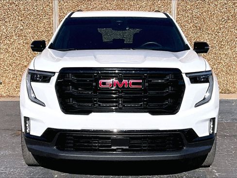 Used 2024 GMC Acadia Elevation w/ Black Edition image 3