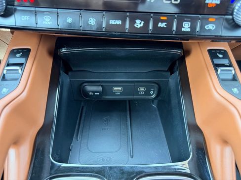 Used 2023 Kia Telluride SX Prestige X-Pro AWD/4WD image 27