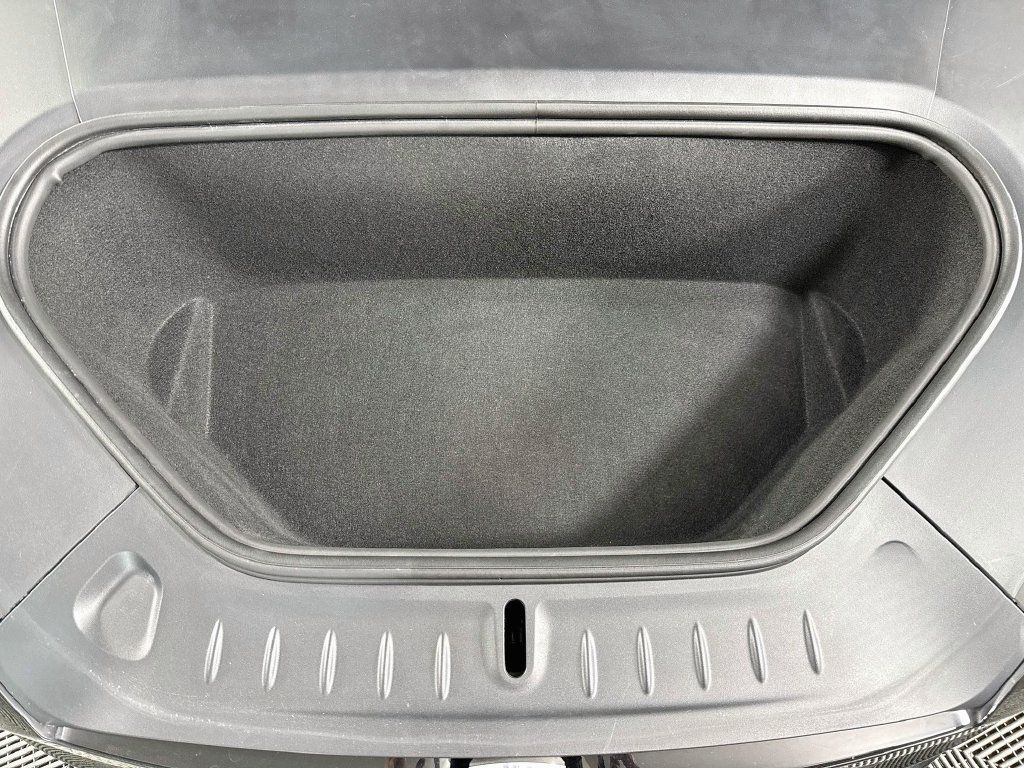 Used 2022 Tesla Model S AWD/4WD image 33
