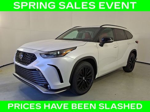 Certified 2024 Toyota Highlander XSE image 4