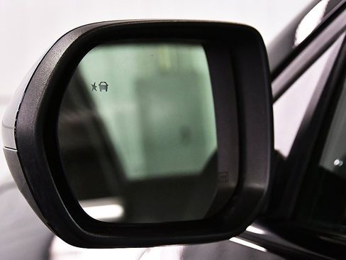 New 2026 Chevrolet Equinox RS w/ LPO, Floor Liner Package image 13