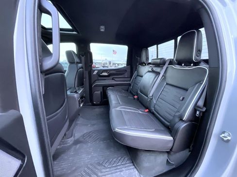 Certified 2024 GMC Sierra 1500 AT4X w/ AT4X AEV Edition image 19