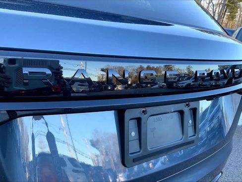 Certified 2026 Land Rover Range Rover Velar Dynamic SE image 30