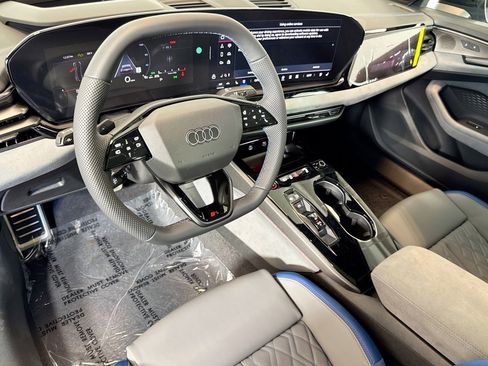 New 2025 Audi S5 Prestige image 9