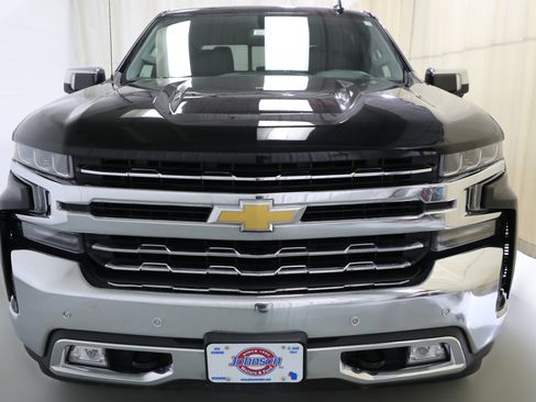 Used 2020 Chevrolet Silverado 1500 LTZ w/ LTZ Plus Package image 17