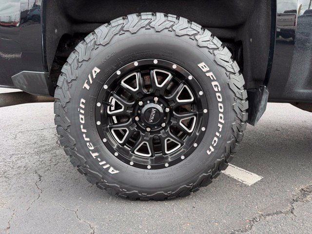 Used 2015 Chevrolet Silverado 1500 LTZ Z71 w/ LTZ Plus Package AWD/4WD image 13
