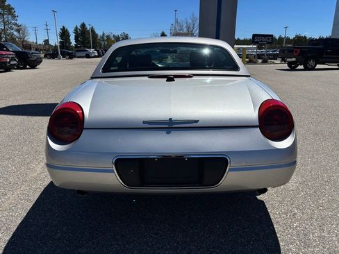 Used 2004 Ford Thunderbird RWD image 4