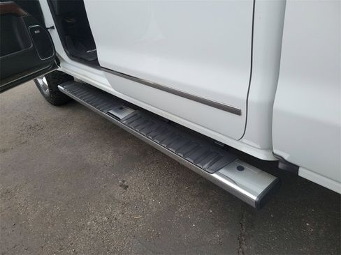 Used 2018 GMC Sierra 2500 SLT w/ Duramax Plus Package image 33