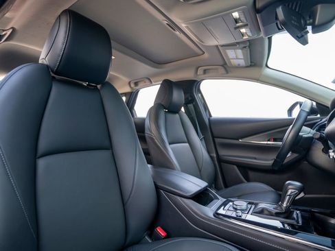 Used 2025 MAZDA CX-30 AWD 2.5 S w/ Preferred Package image 19