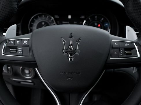 Certified 2024 Maserati Quattroporte Modena Ultima Q4 image 12