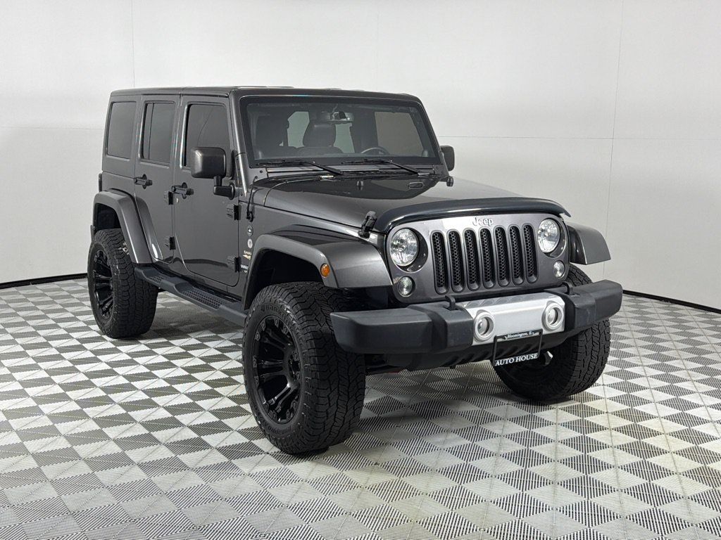 Used 2014 Jeep Wrangler Unlimited Sahara w/ Max Tow Package AWD/4WD image 3