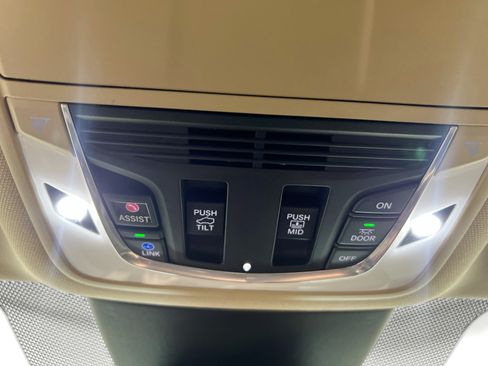 Used 2022 Acura MDX FWD w/ Technology Package image 21