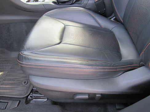 Used 2022 Subaru Crosstrek 2.5i Limited w/ Moonroof Package 1 image 13