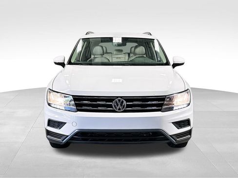 Used 2020 Volkswagen Tiguan SE w/ 3rd Row Seat Package AWD/4WD image 4
