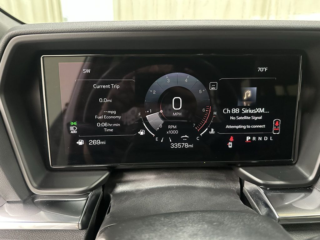 Used 2026 GMC Terrain Elevation w/ Elevation Premium Package FWD image 32