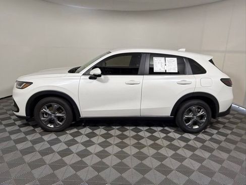 Used 2026 Honda HR-V LX image 3