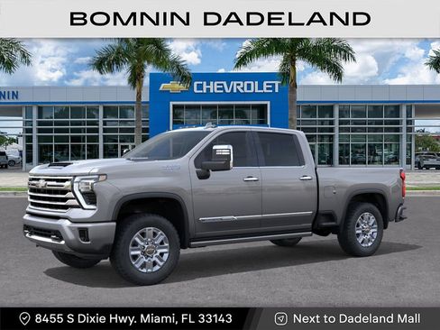 New 2026 Chevrolet Silverado 2500 High Country w/ High Country Premium Package AWD/4WD image 3