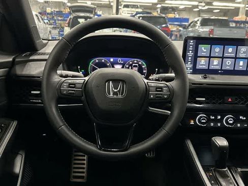 Used 2023 Honda Accord Sport image 15