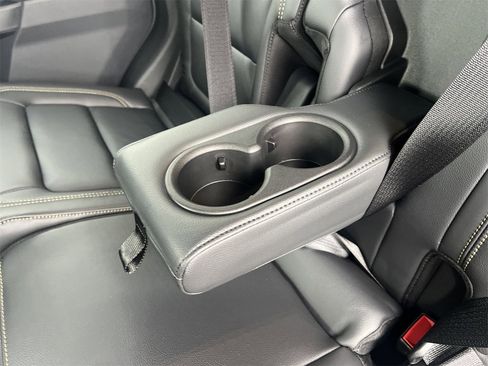 New 2025 Ford Bronco Badlands image 21