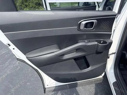 New 2026 Kia Sorento LX FWD image 13
