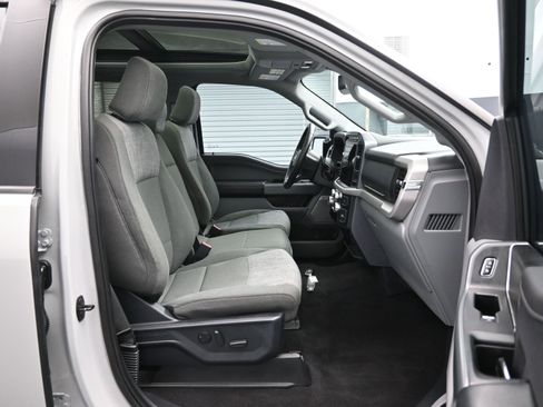 Used 2023 Ford F150 XLT w/ Equipment Group 302A High image 13