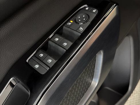 New 2026 Nissan Pathfinder SL w/ SL Premium Package FWD image 24