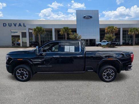 Used 2024 GMC Sierra 3500 Denali Ultimate image 6