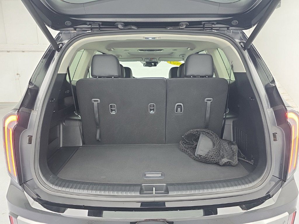 Used 2024 Kia Telluride EX w/ EX Captain's Chair Package AWD/4WD image 48